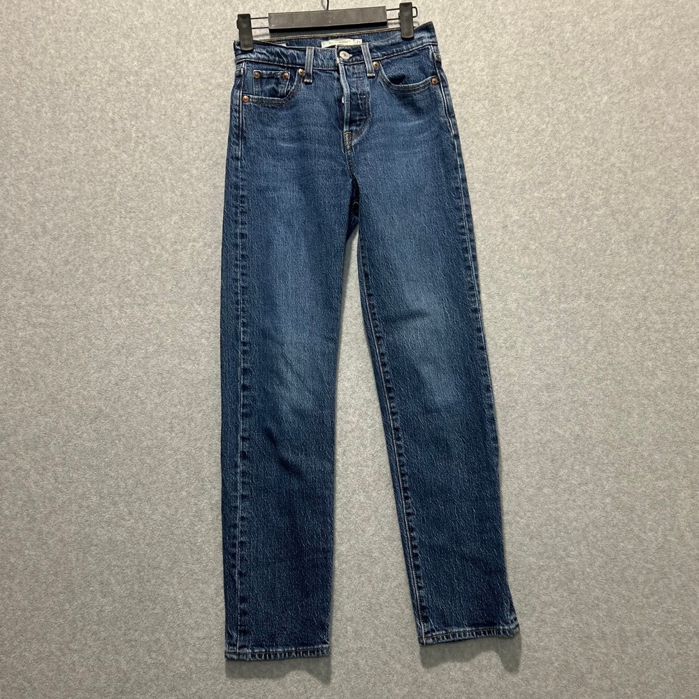 Levi's Women's Medium Wash Wedgie Straight Button Fly Jeans Size 23